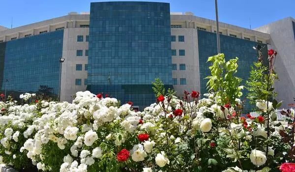 مستشفي ابوعلي سينا في ايران بمدينة شيراز